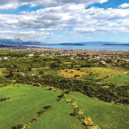 Stunning In Kastel Stafilic Apartment Kastela